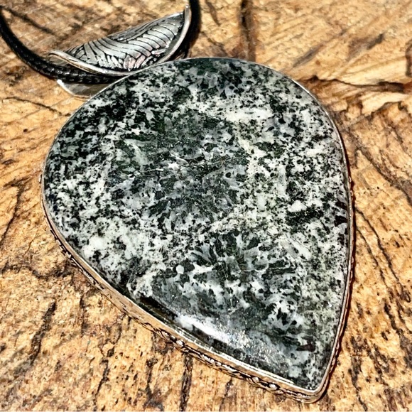 Large Dark Dendritic Agate Pendant 2 7/8” - Picture 4 of 8